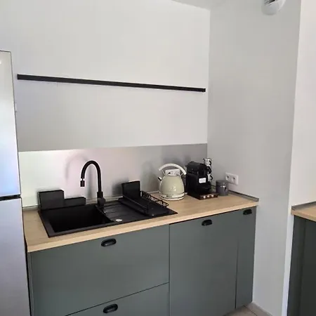 Feriehus New House With Comforts In Grimaud