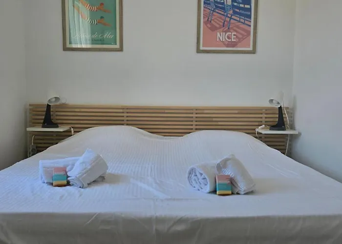 Сasa de vacaciones New House With Comforts In Grimaud