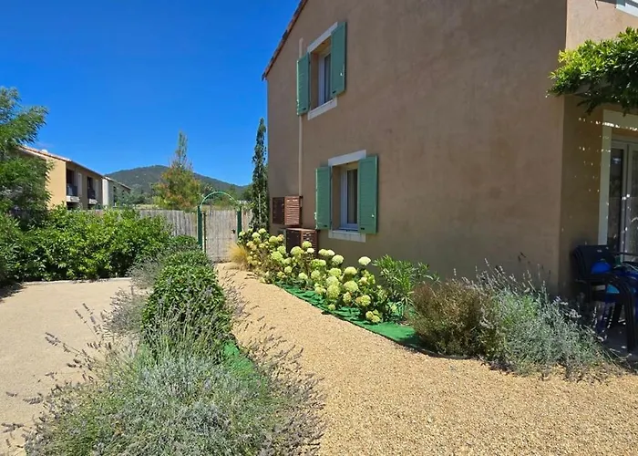 New House With Comforts In Hébergement de vacances Grimaud